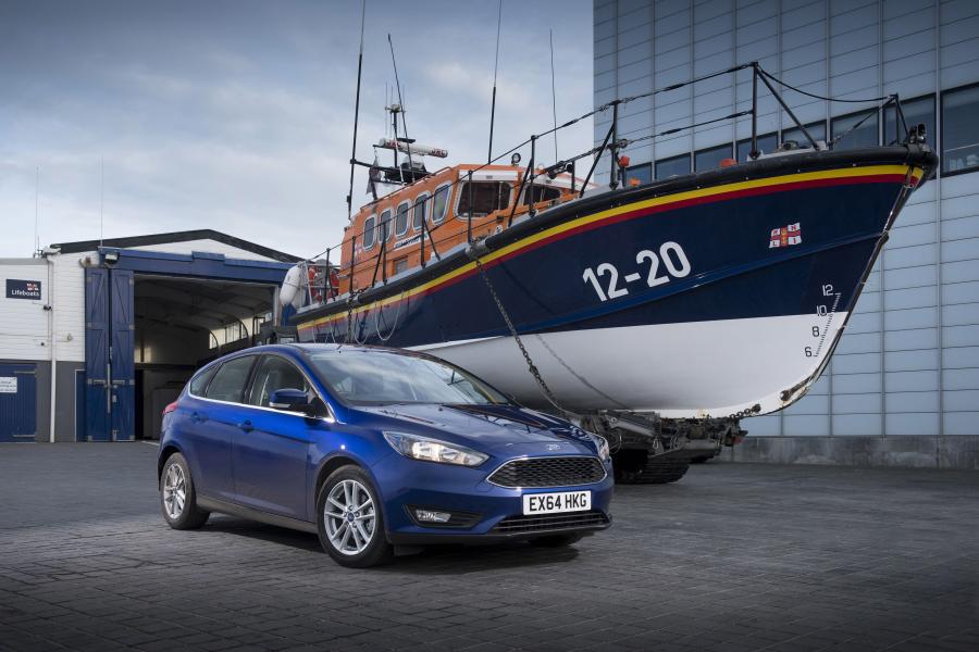  Ford Focus 2014 года  (UK) (фото 11 из 15)